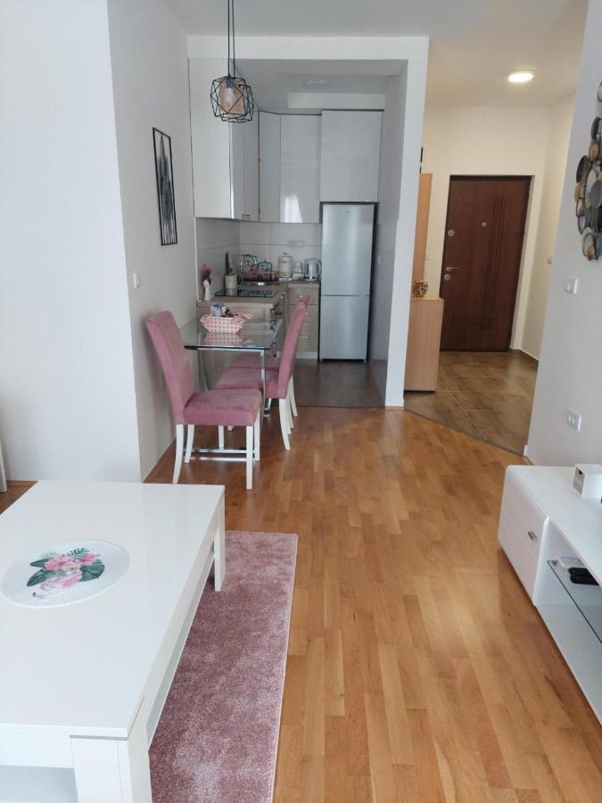 K2-Sistersapartment Podgorica Bagian luar foto